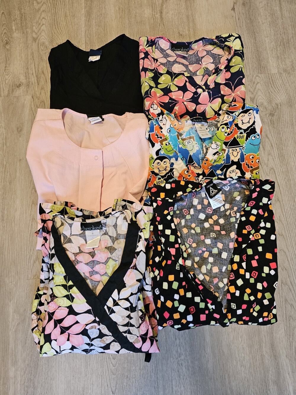 Lot Of 6 Cherokee Scrub Tops Short And Long Sleeve Sz M